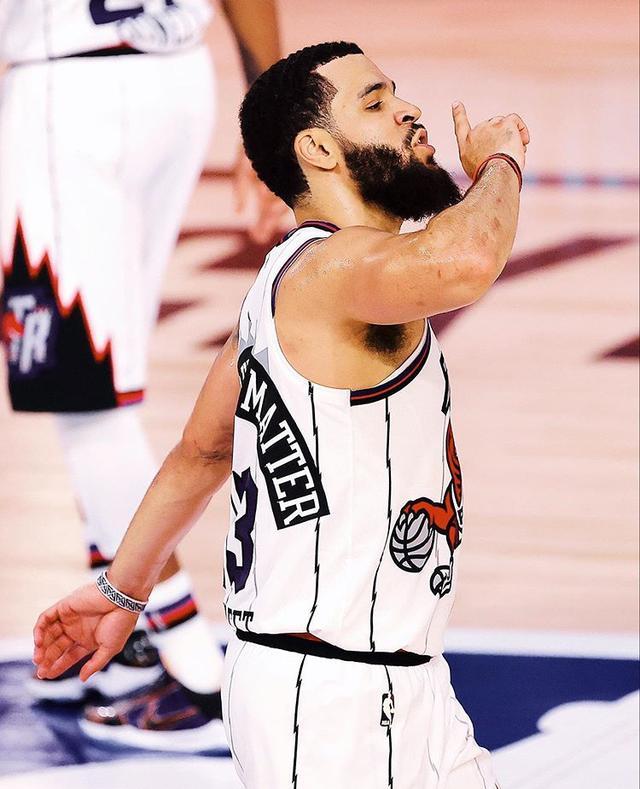 关于字母哥巅峰对决，内马尔与40激战美国队分钟，连败胜负难料！的信息